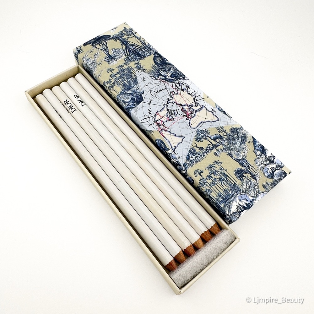🆕 DIOR Limited Edition “Around the World” Stationery Set NIB - Picture 6 of 9